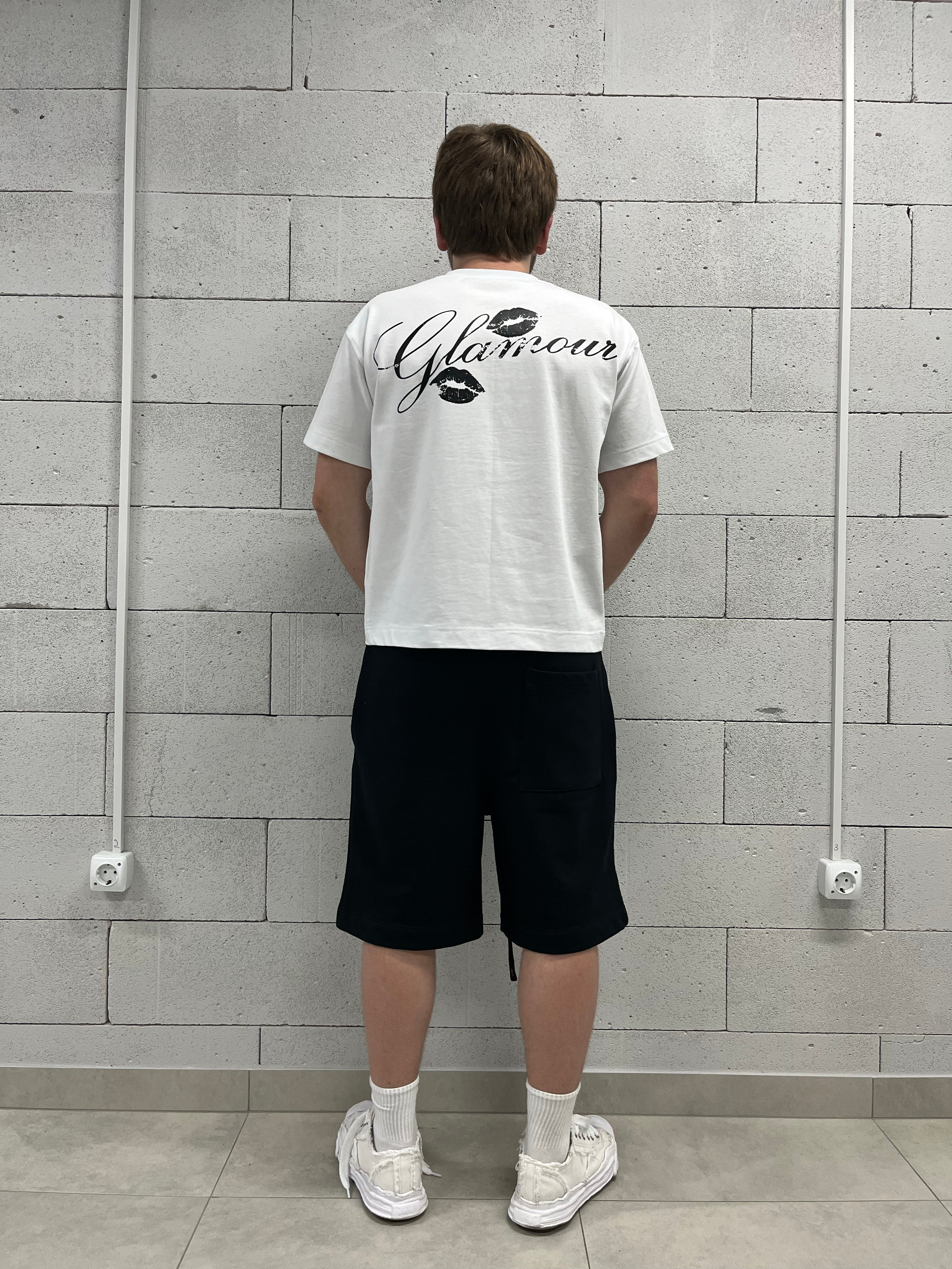 «GLAMOUR» WHITE T-SHIRT