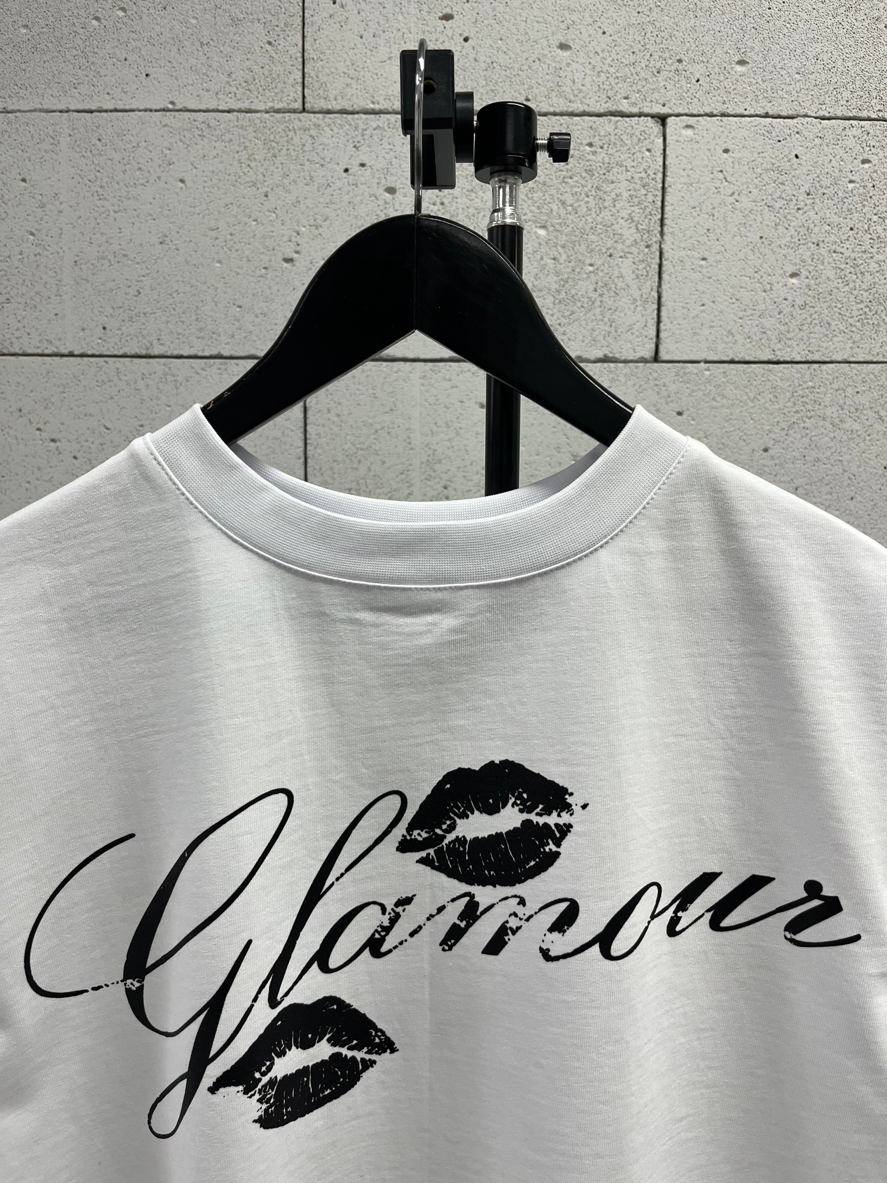 «GLAMOUR» WHITE T-SHIRT