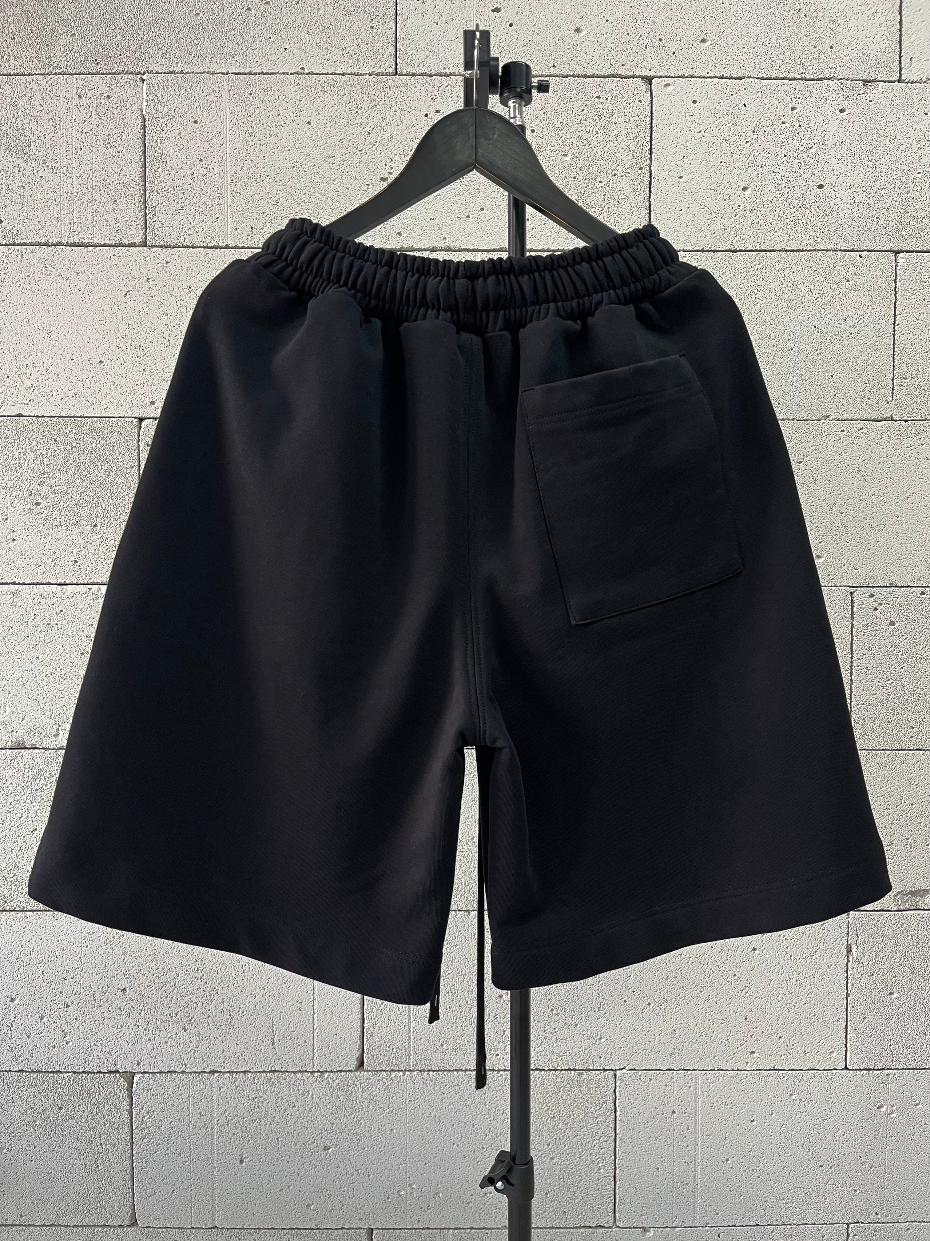 «GLAMOUR ROMANTIC» SHORTS