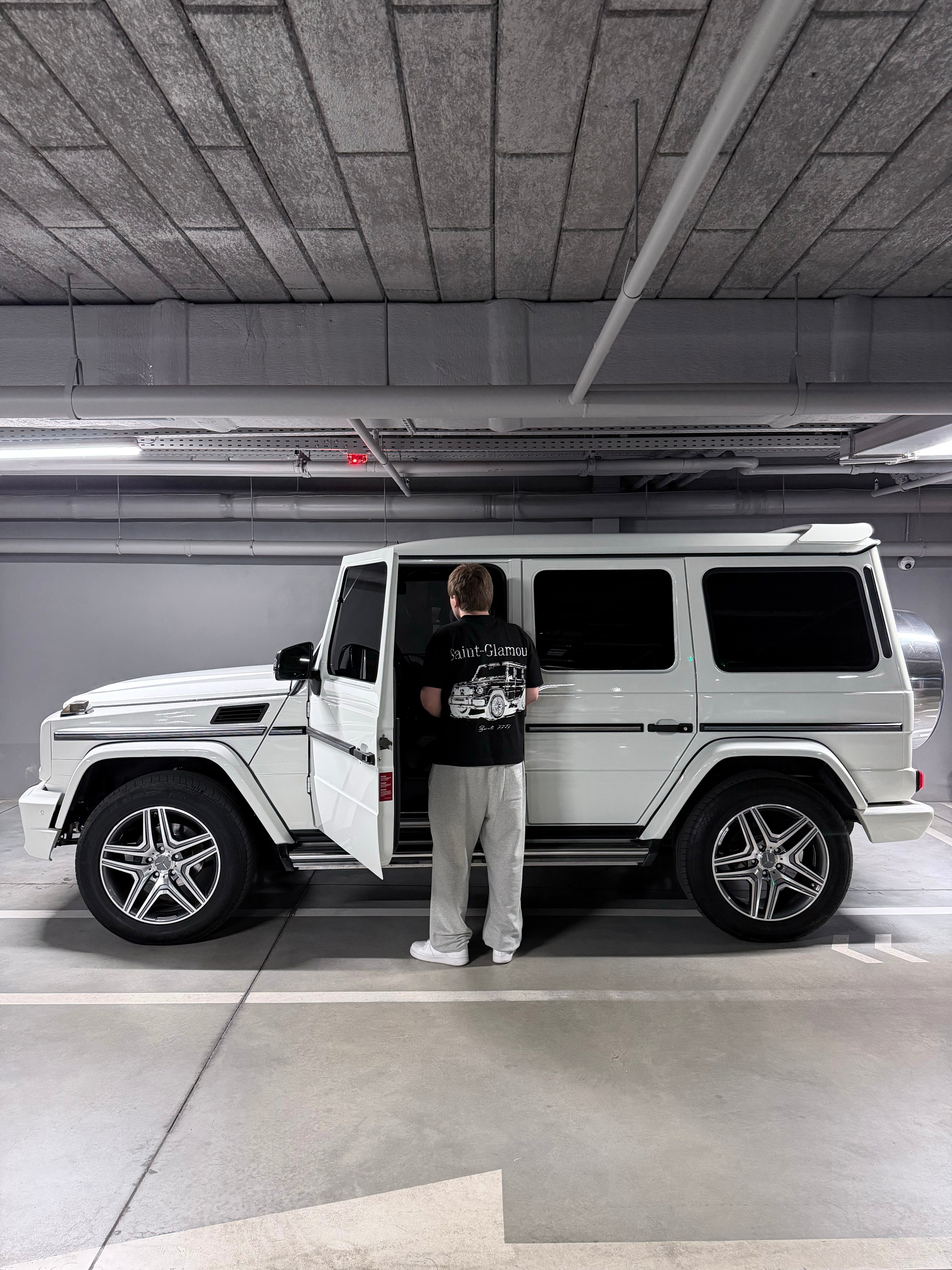 «BENZ TRUCK» BLACK T-SHIRT