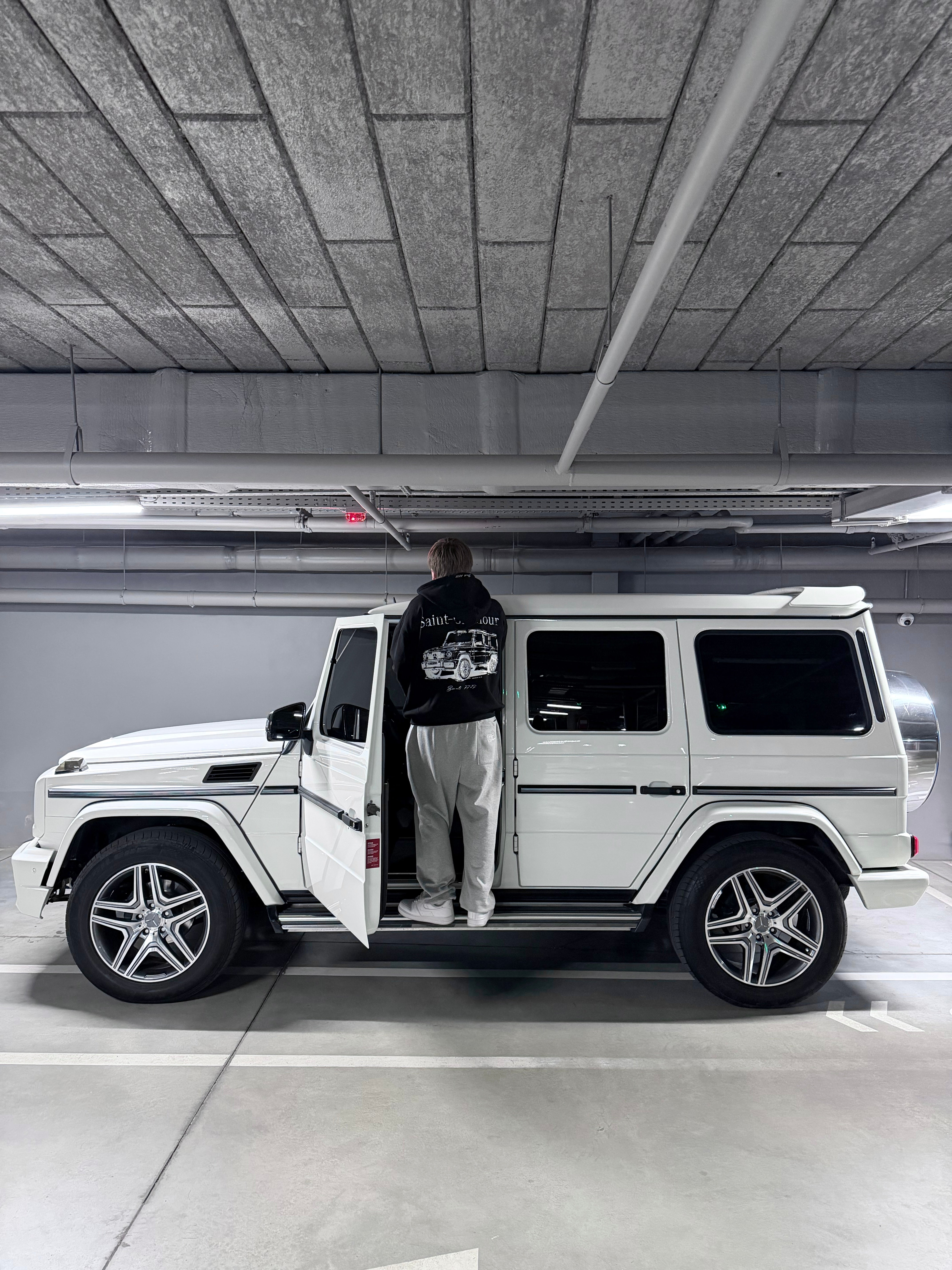 «SAINT 7777» HOODIE