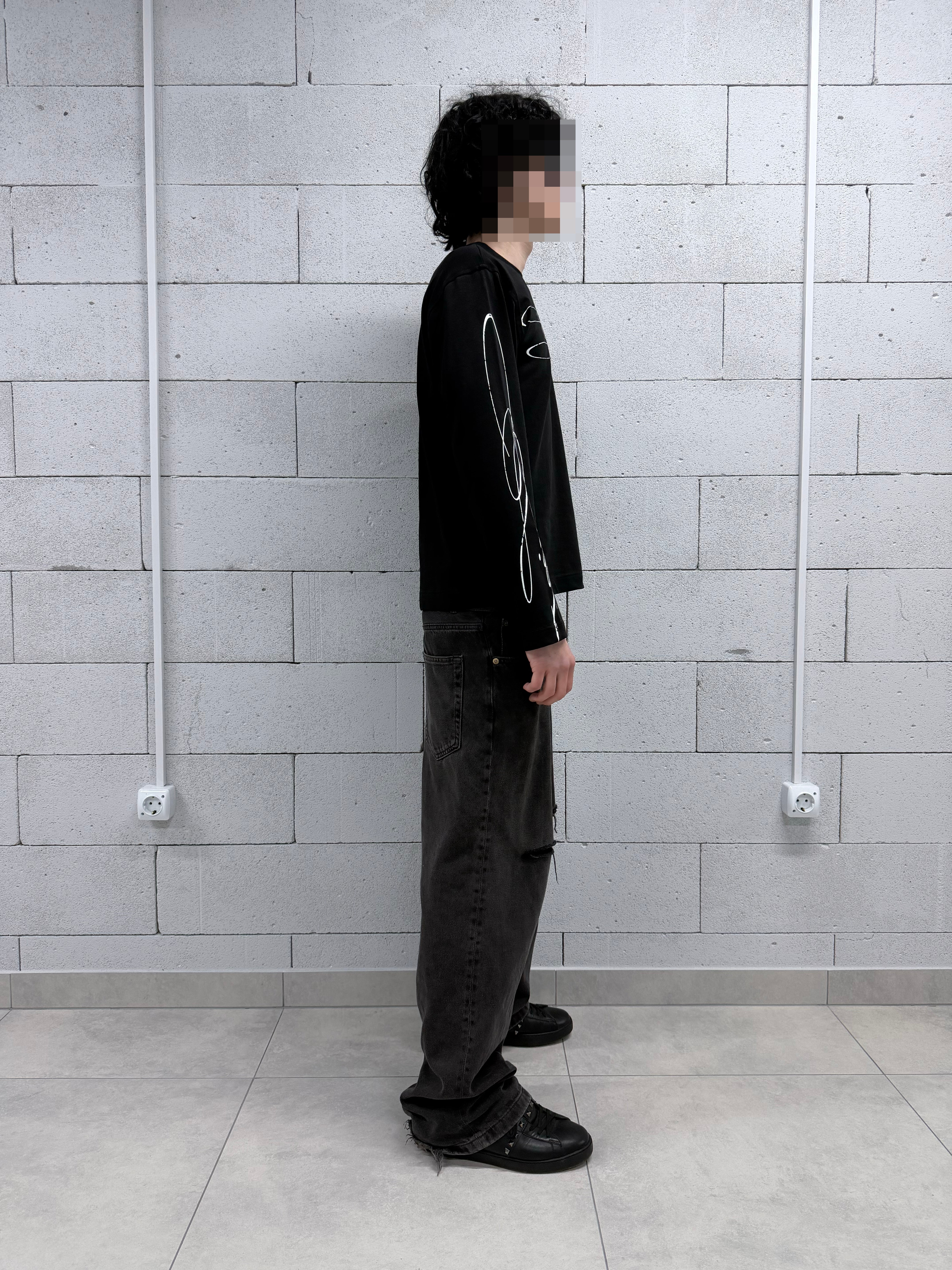 «DAGGER» BLACK LONGSLEEVE
