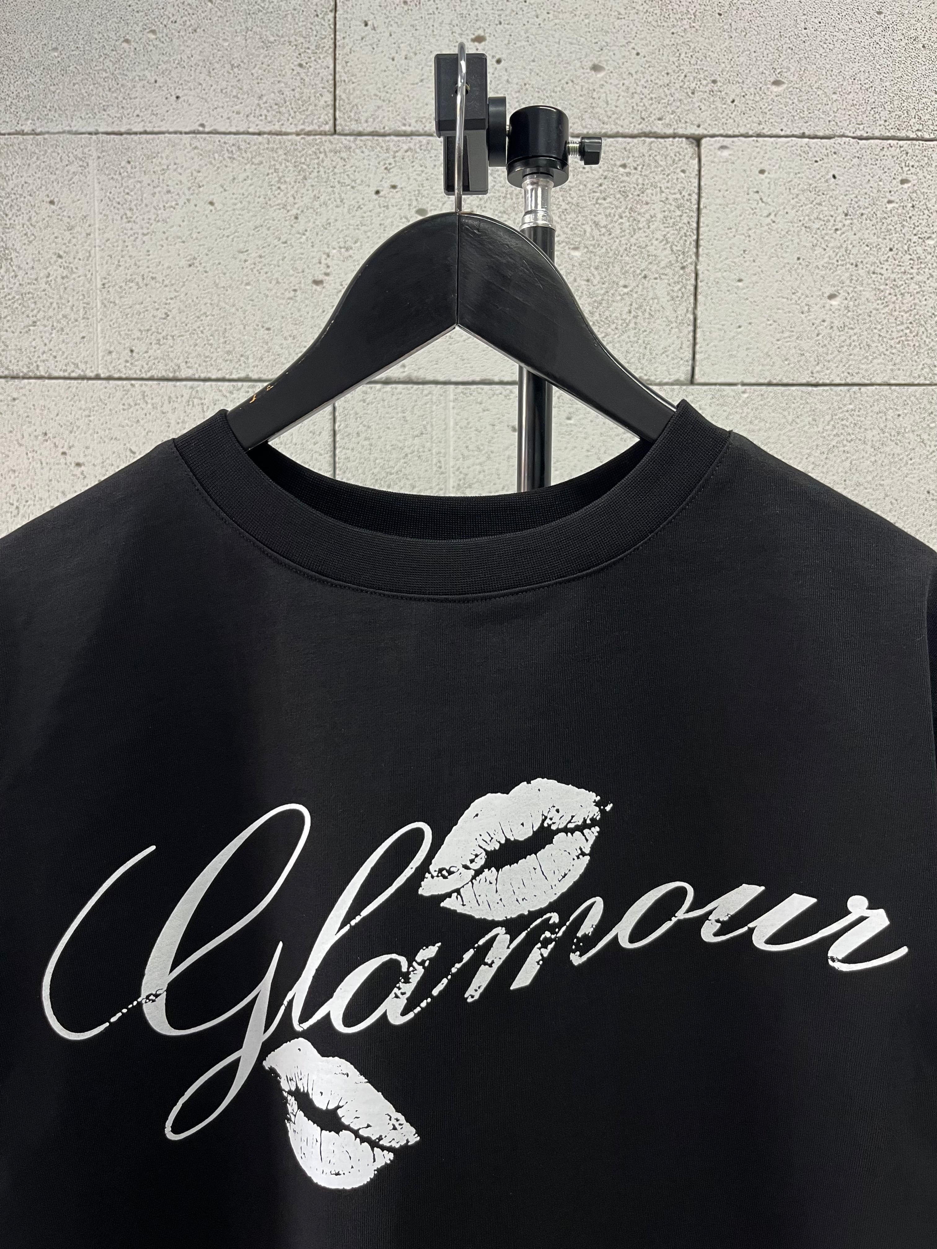 «GLAMOUR» BLACK T-SHIRT
