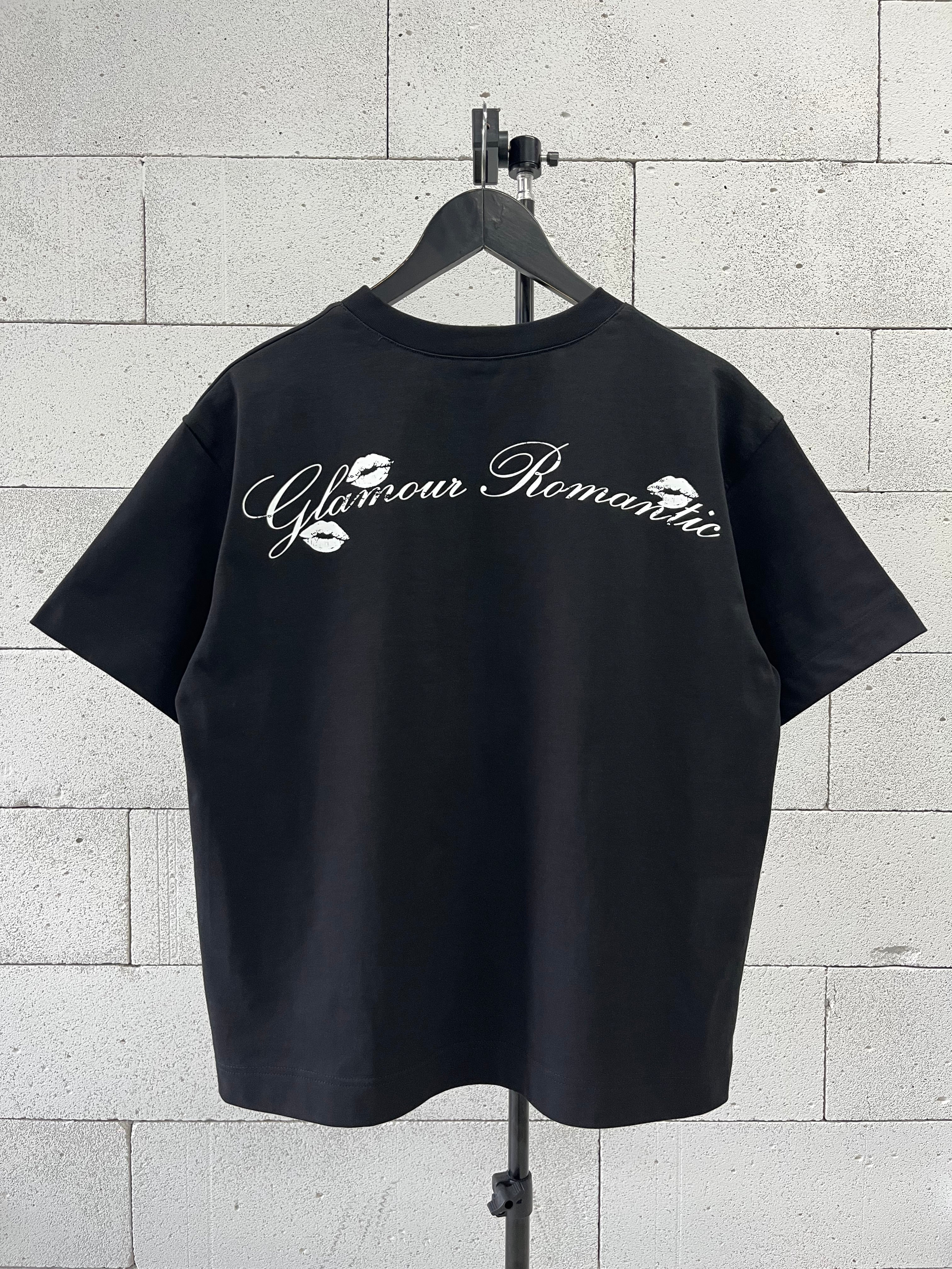 «GLAMOUR ROMANTIC» BLACK T-SHIRT
