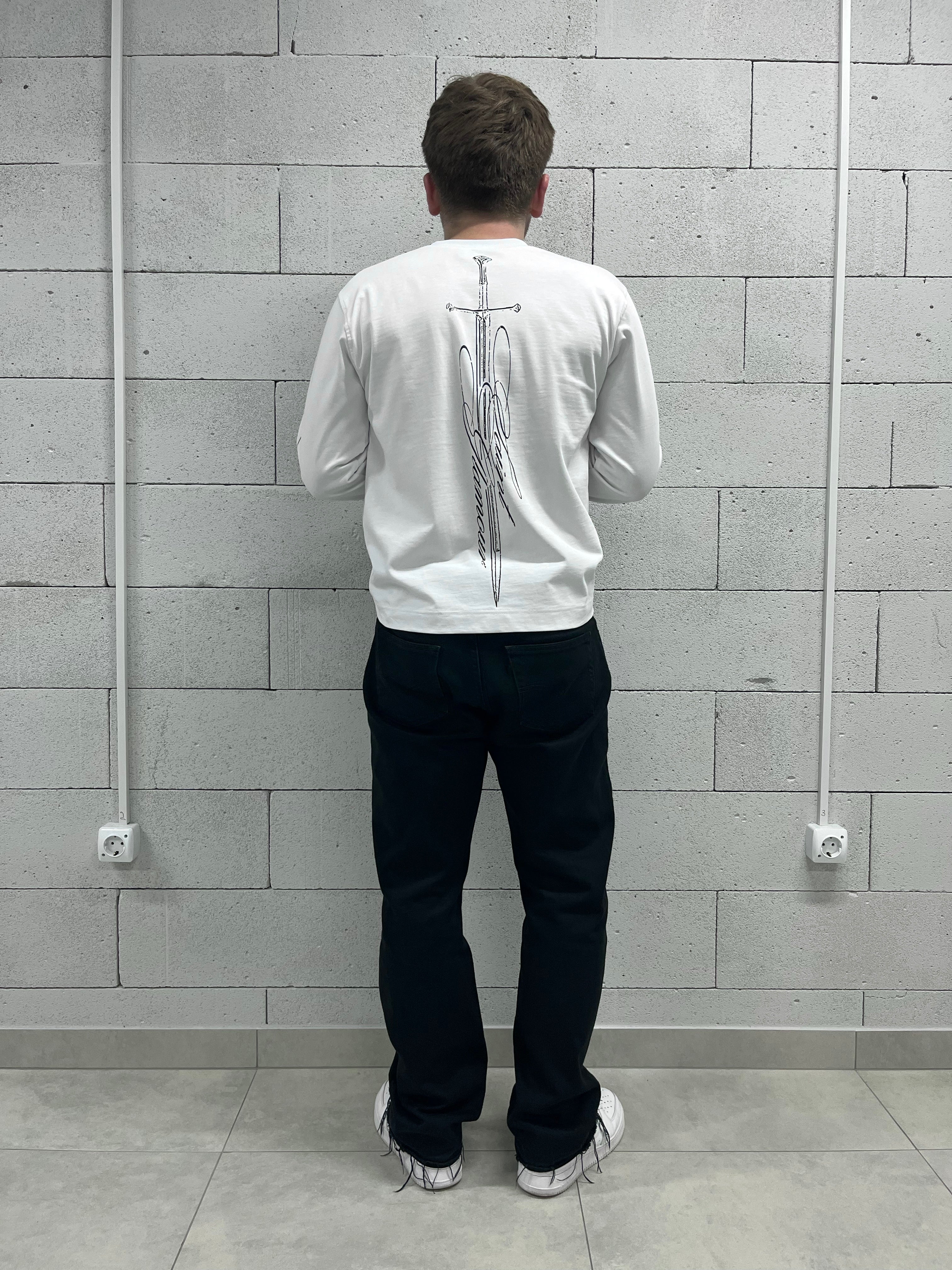 «DAGGER» WHITE LONGSLEEVE