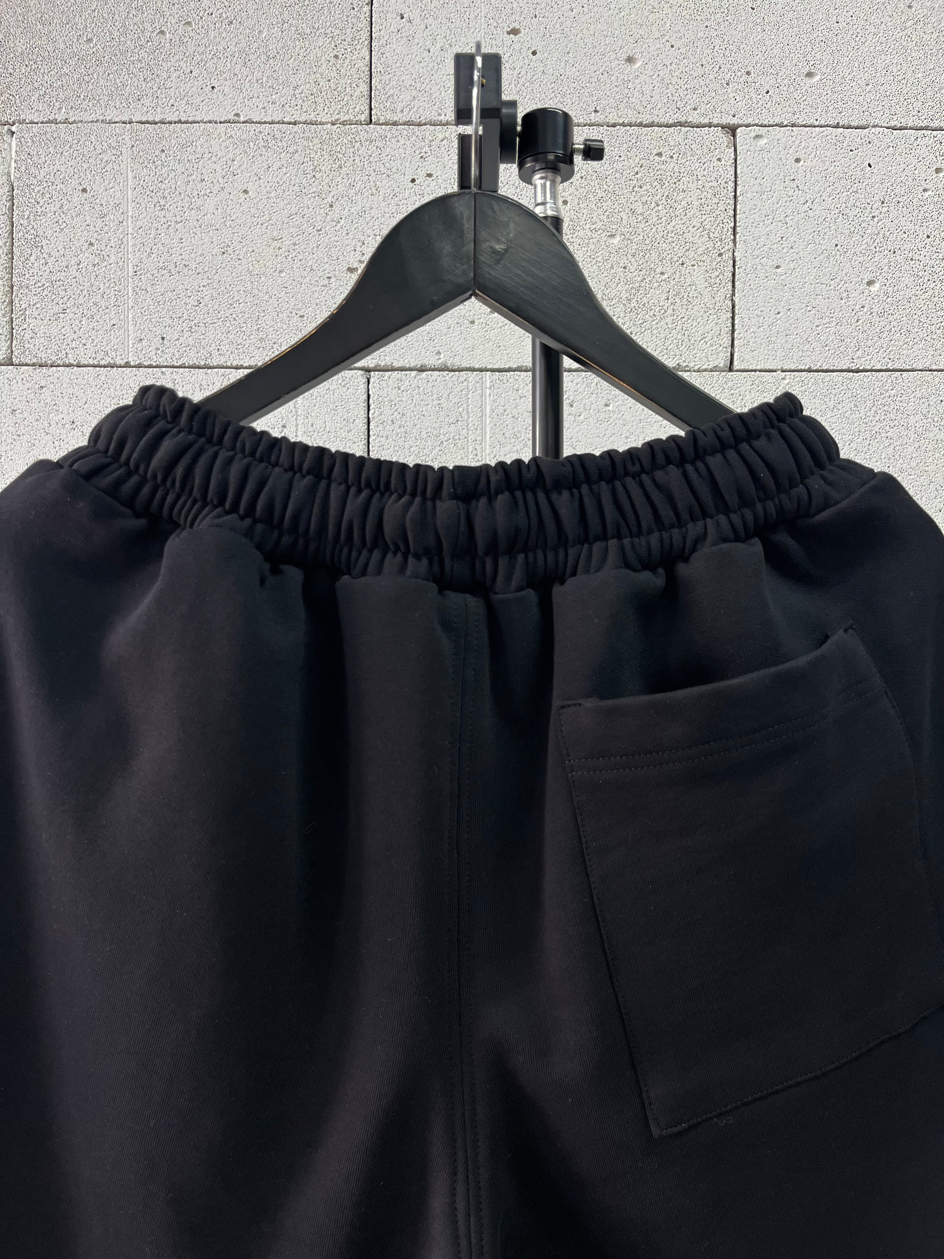 «GLAMOUR ROMANTIC» SHORTS